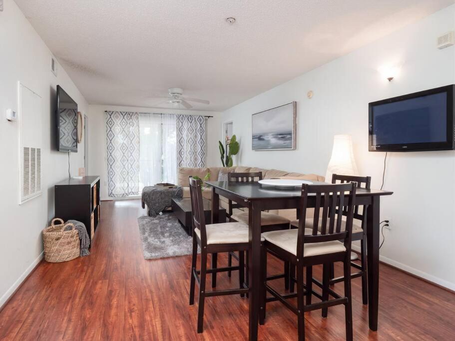 Spacious Condo Mins To Shands, University, & Downtown! ゲインズビル エクステリア 写真