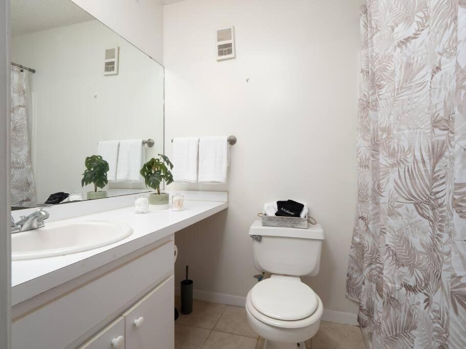 Spacious Condo Mins To Shands, University, & Downtown! ゲインズビル エクステリア 写真